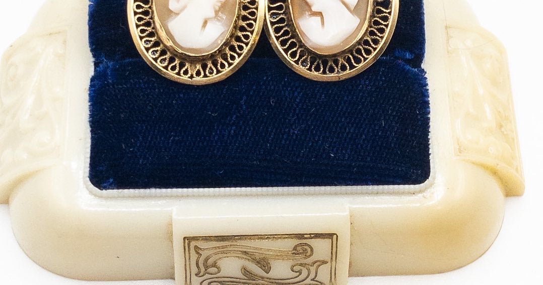 Vintage 1950s I-20 gold plated beautiful woven cameo earrings